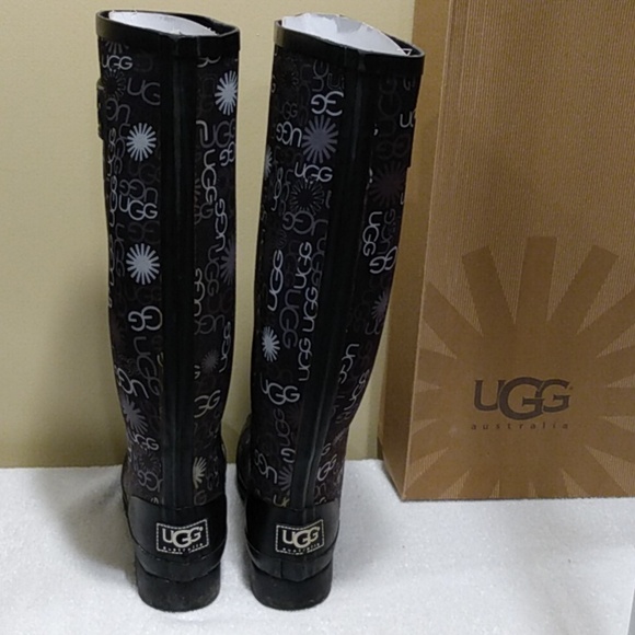 Ugg Rain Boots - Picture 5 of 16